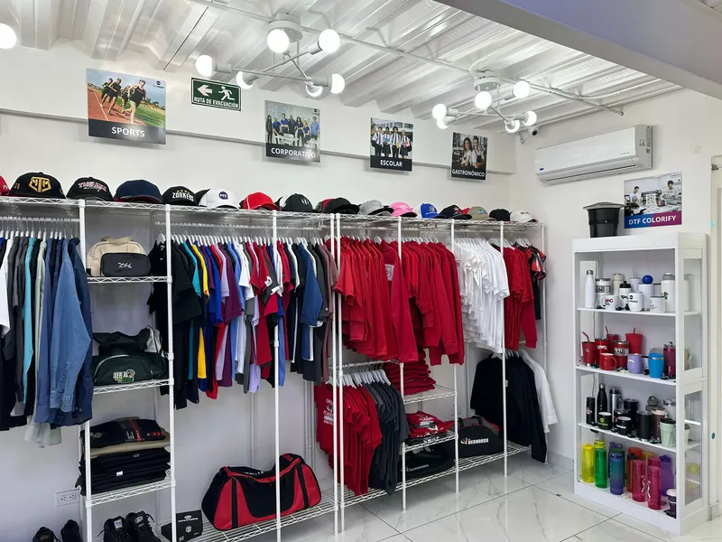 Uniformes escolares personalizados para colegios