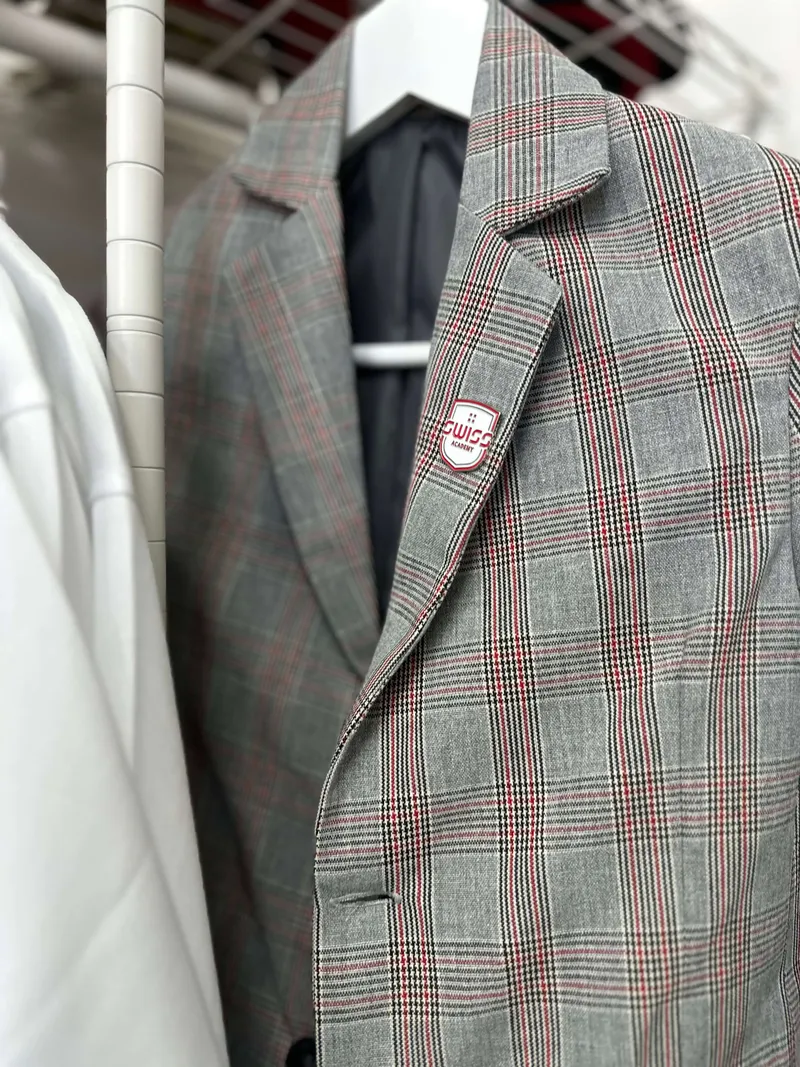 Uniformes escolares personalizados